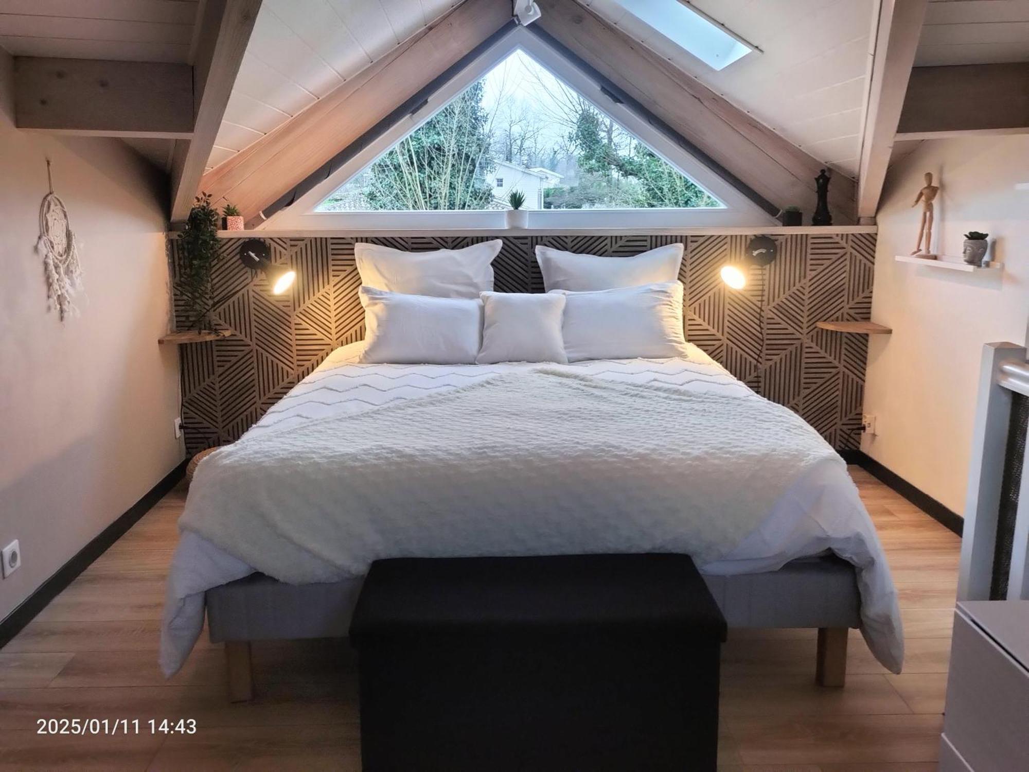 Appartement Au Bord Du Vieux Moulin à Mérignac Extérieur photo