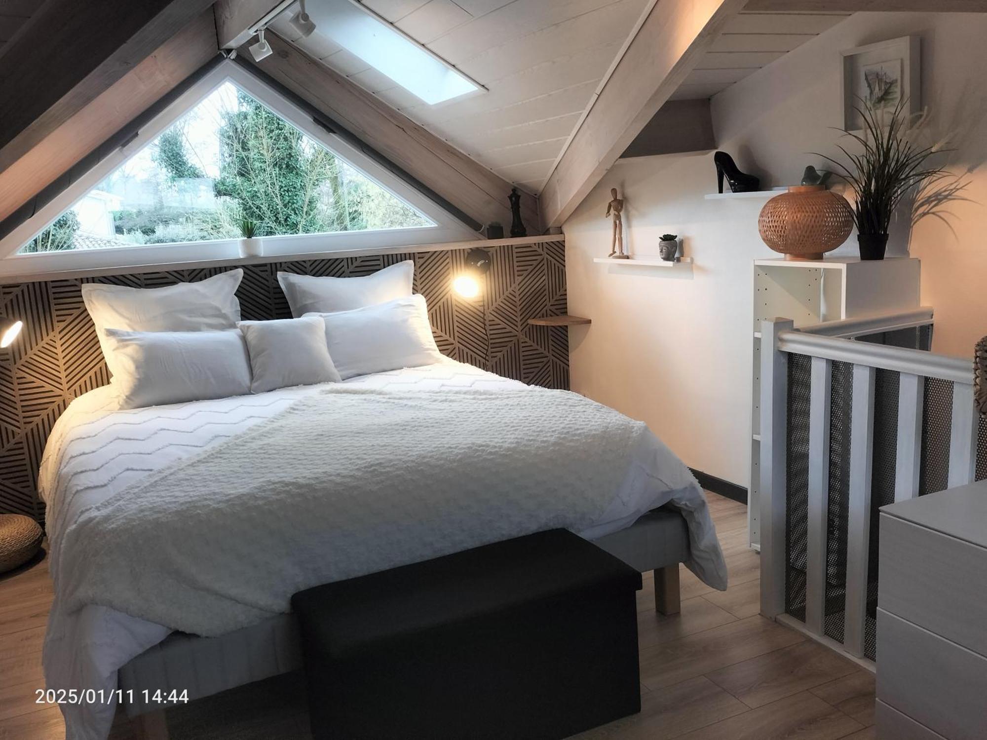 Appartement Au Bord Du Vieux Moulin à Mérignac Extérieur photo