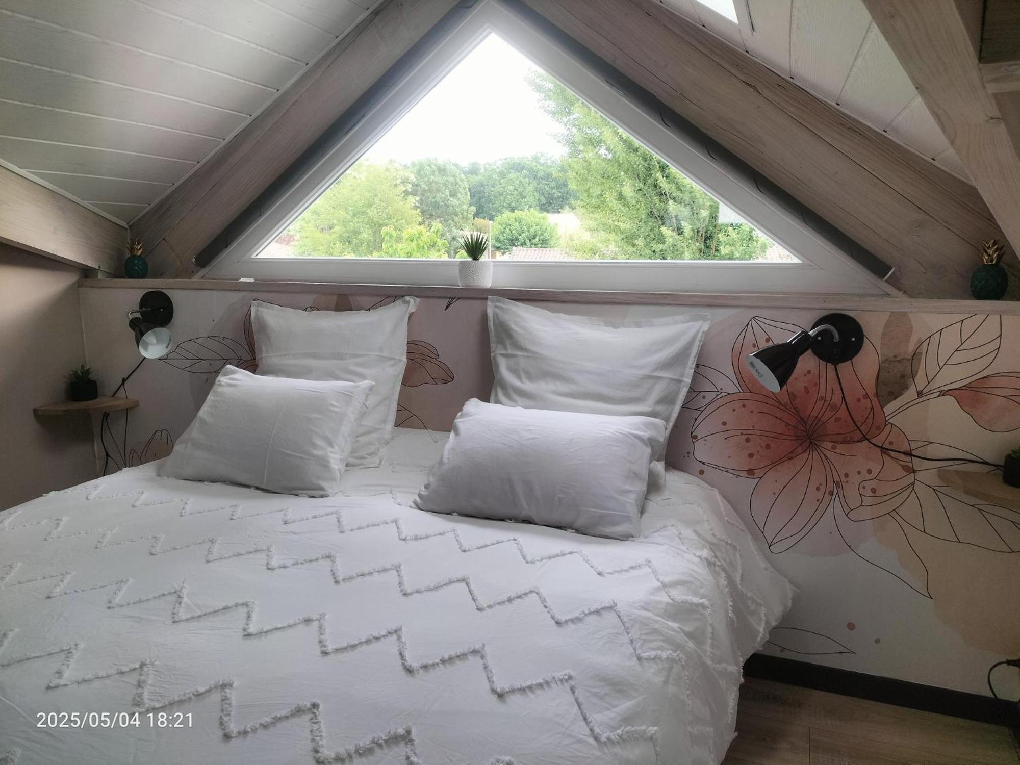 Appartement Au Bord Du Vieux Moulin à Mérignac Extérieur photo